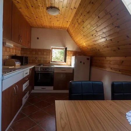 아파트 Domacija Marinc *