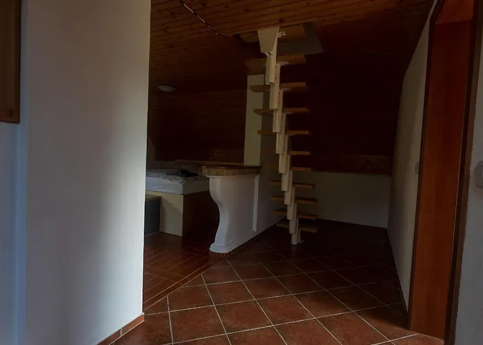 شقة Domacija Marinc