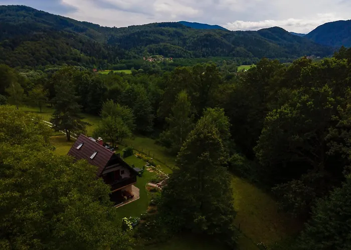 شقة Domacija Marinc