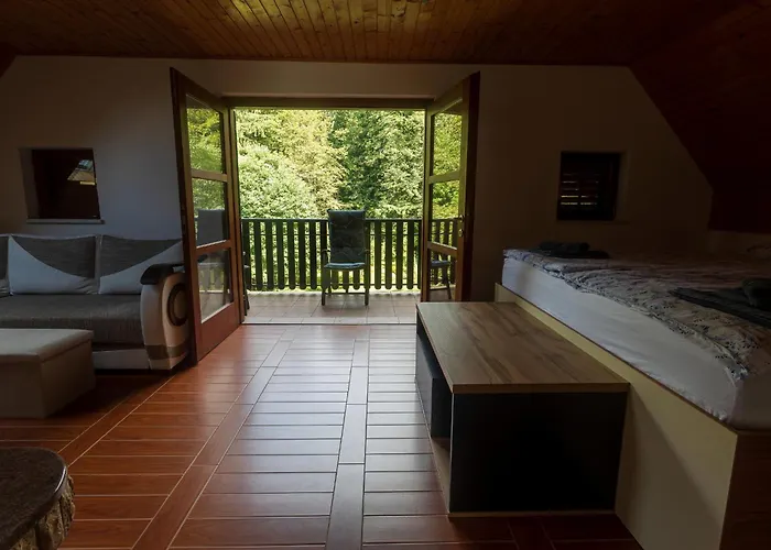 شقة Domacija Marinc Kostel